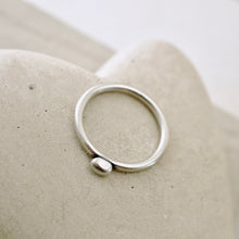 Load image into Gallery viewer, LS - Stackable Oval Pebble Ring (Sterling)