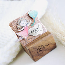 Load image into Gallery viewer, RH - DREAM BIG Brooch with Walnut Stand