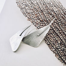 Load image into Gallery viewer, AM – River Reed Delta Earrings (SS)