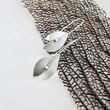 Load image into Gallery viewer, AM – Peace Lily Textured Earrings (SS)