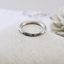 Load image into Gallery viewer, LS – Textured Round Band (SS) (Size: 6)