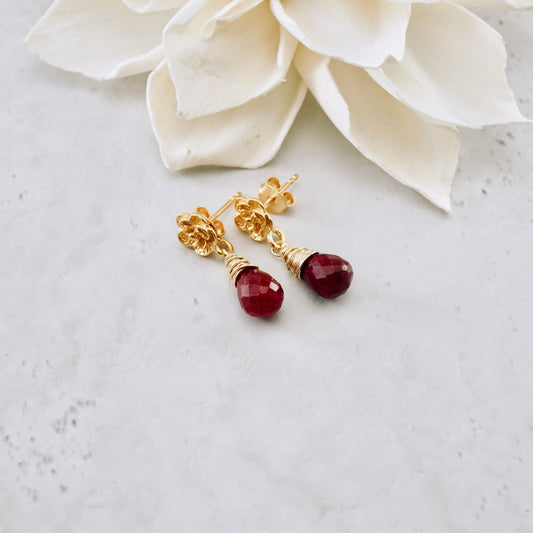 Natural Ruby Flower Post Eartings
