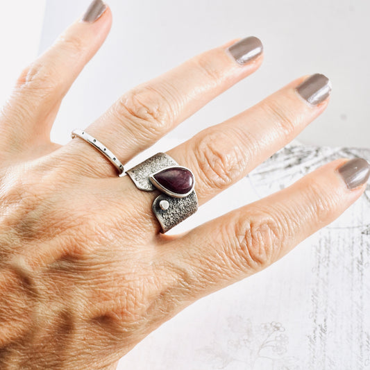 Ruby Silver Dust Ring (Size: 9)