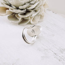 Load image into Gallery viewer, AM – Bouquet Quartz Druzy Ring (SS) (Size: 8)