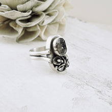 Load image into Gallery viewer, AM – Bouquet Quartz Druzy Ring (SS) (Size: 8)