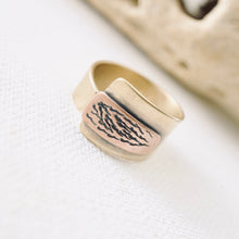 Load image into Gallery viewer, AM - Rings with a Voice - Feather Texture - Brass (Size 8)