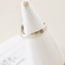 Load image into Gallery viewer, LS - Silver Nest Ring SS (Thick Band) (Size 7)