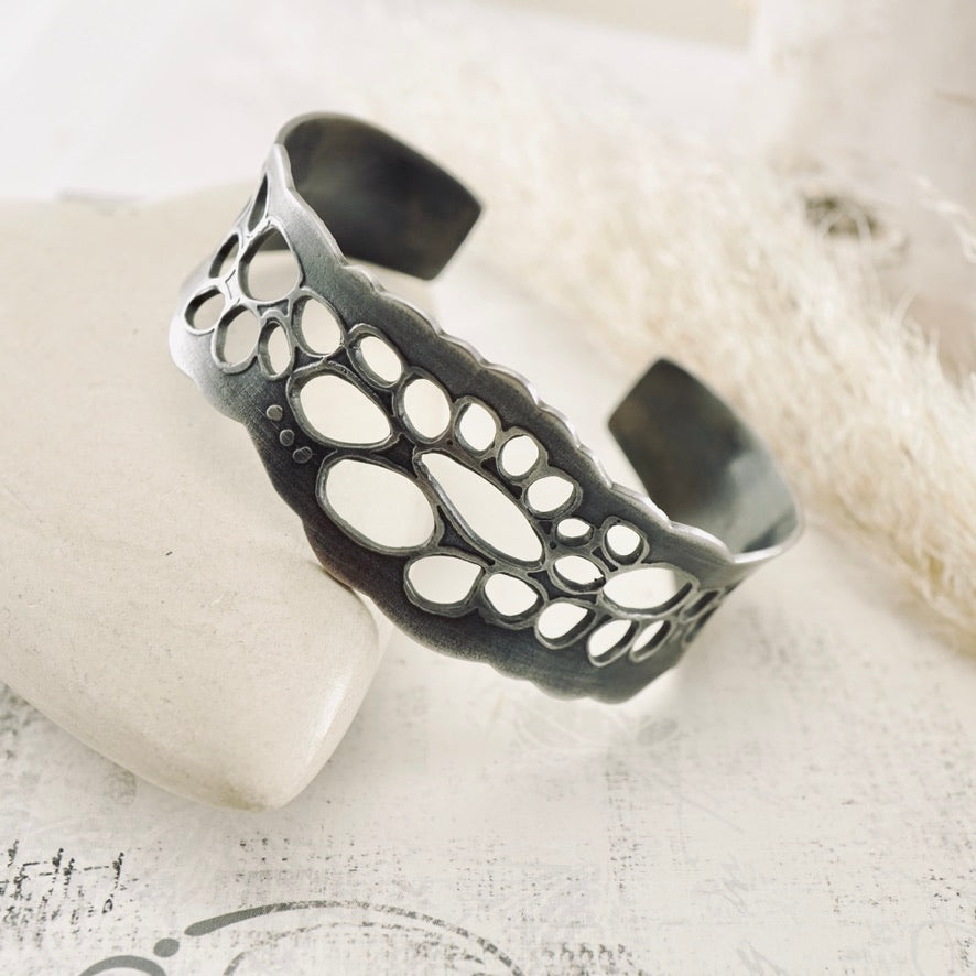 Handcrafted hammered finish copper bracelet