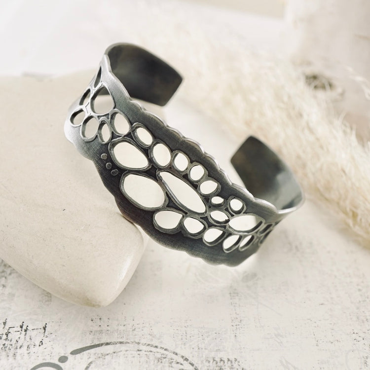Handcrafted hammered finish copper bracelet