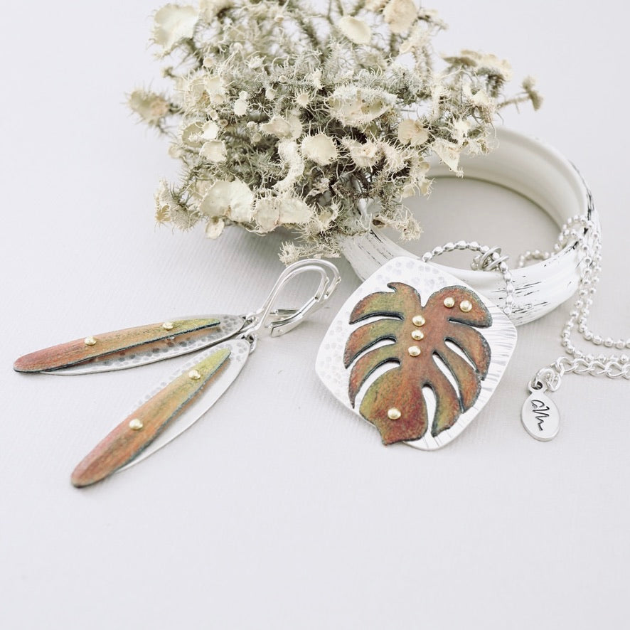 Monstera Square Pendant (Pumpkin & Red)