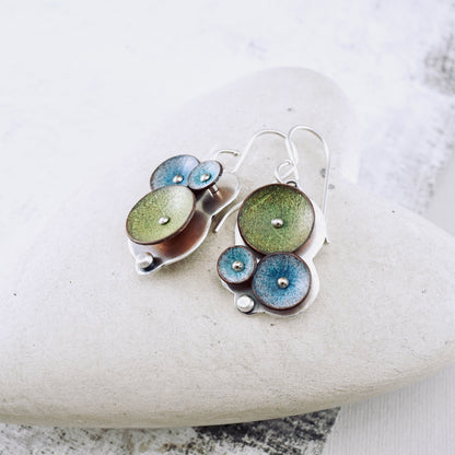 Waterdrop Cluster Short Earrings (Blue & Moss)