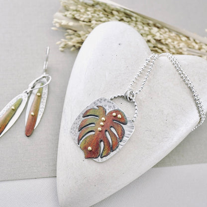 Monstera Square Pendant (Pumpkin & Red)