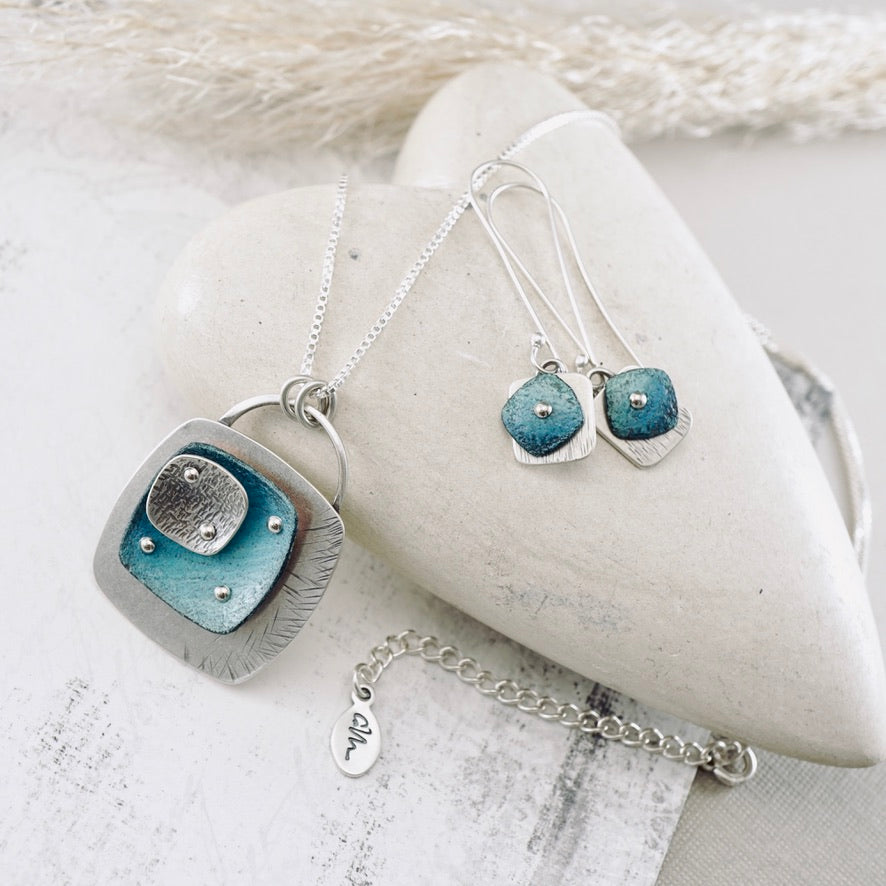 Retro Triple Square Pendant