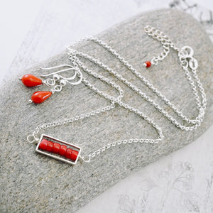 TN Coral Petite Bar Necklace (Sterling Silver)