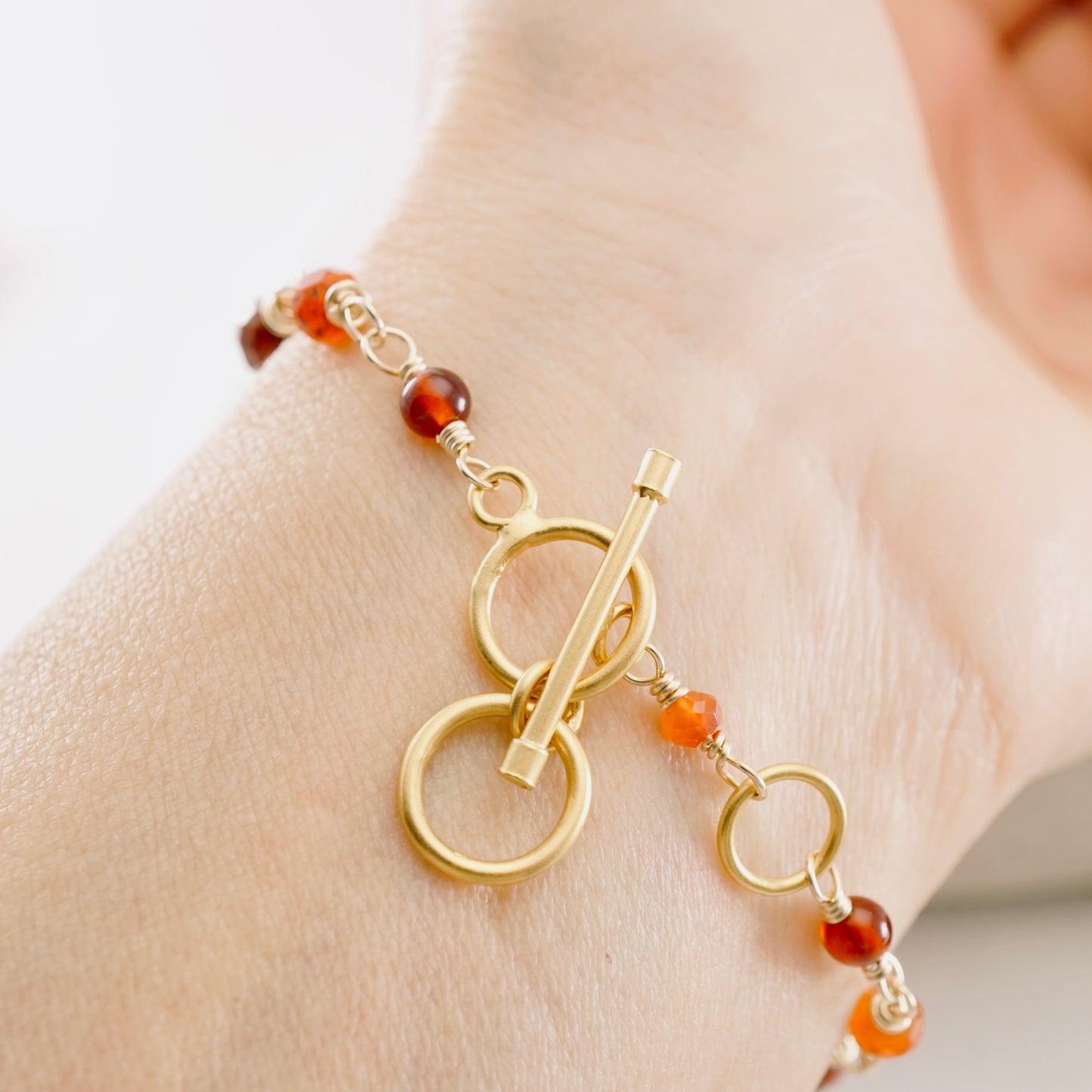 Carnelian & Gold Bauble Bracelet