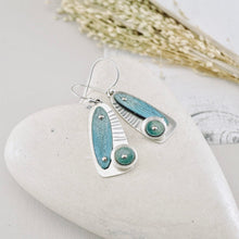 Load image into Gallery viewer, RH - Retro Tapered Drop Earrings (Turquoise &amp; Green)