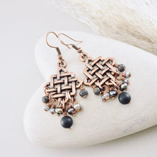 Load image into Gallery viewer, TN Black Pearl &amp; Onyx Celtic Knot Earrings (Copper)