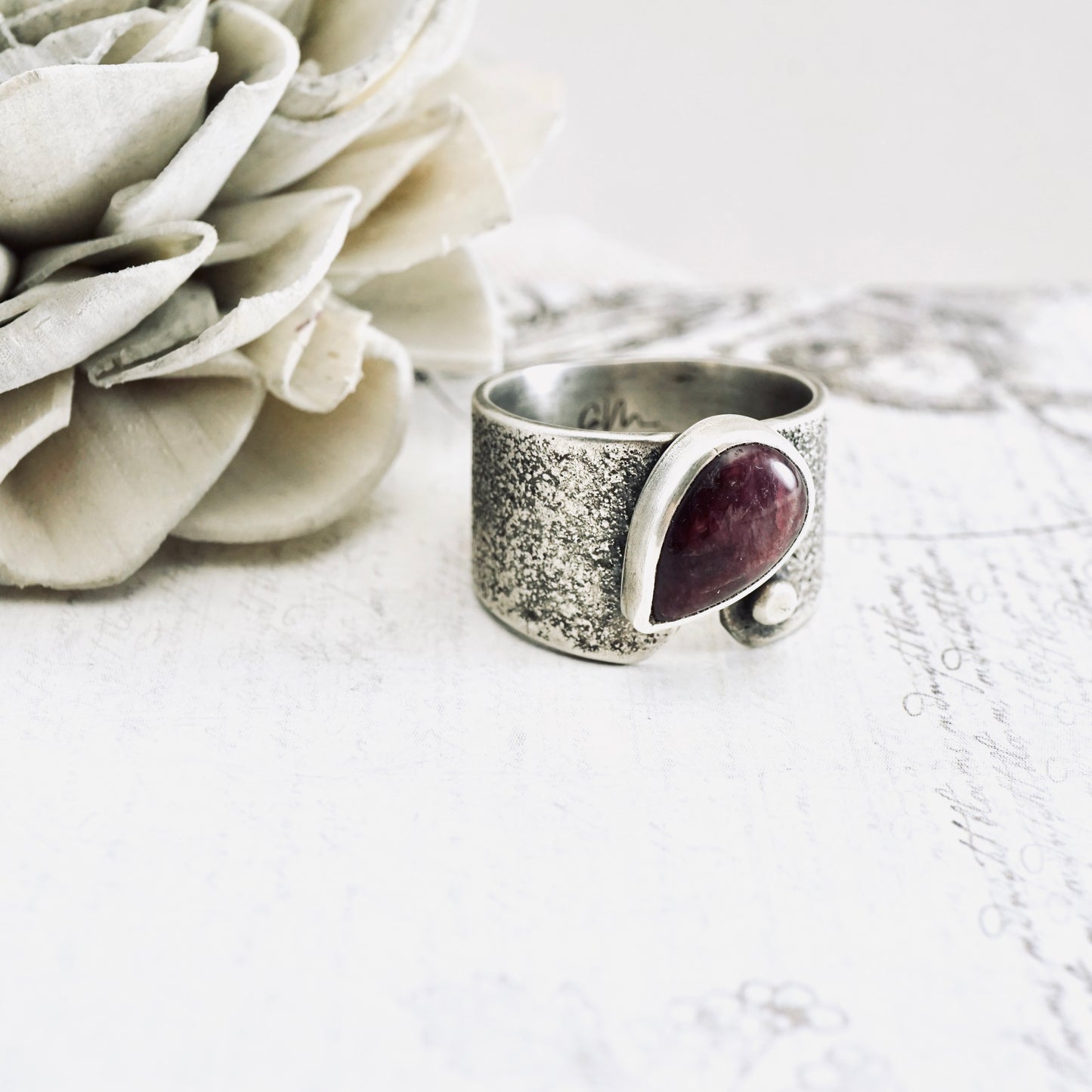 Ruby Silver Dust Ring (Size: 9)