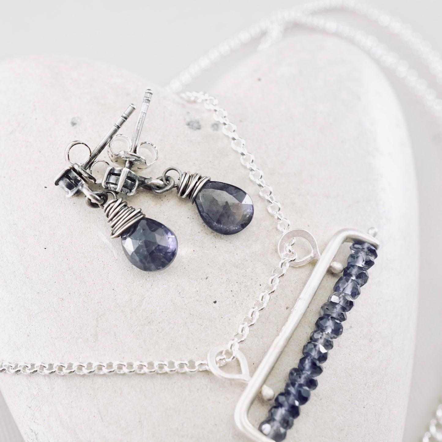 Iolite Movable Bar Necklace