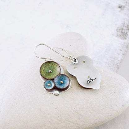 Waterdrop Cluster Short Earrings (Blue & Moss)