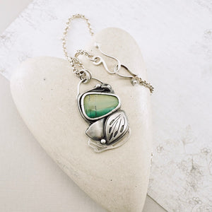 AM - Green Turquoise Leaf Pendant Necklace (SS)