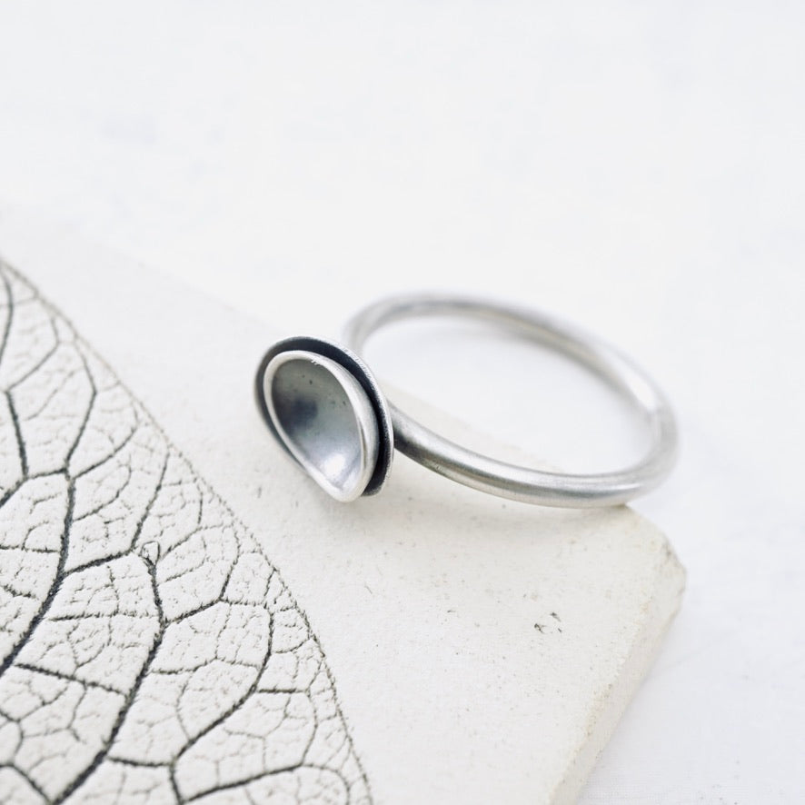 Stackable Nesting Oval Pod Ring