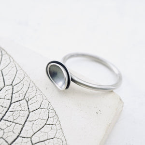 Stackable - Nesting Oval Pod Ring (Size: 6.5)