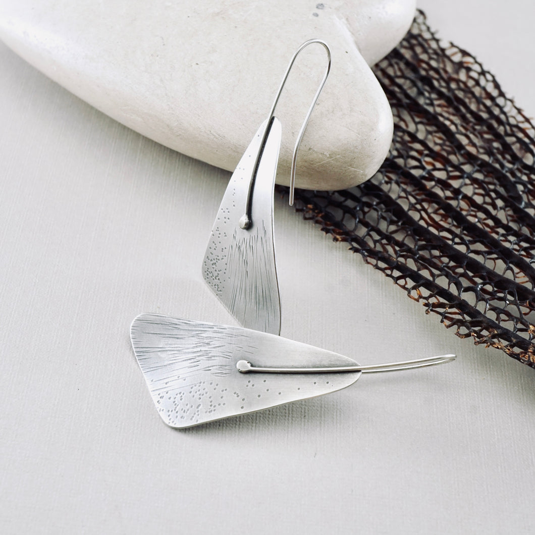 AM – River Reed Delta Earrings (SS)