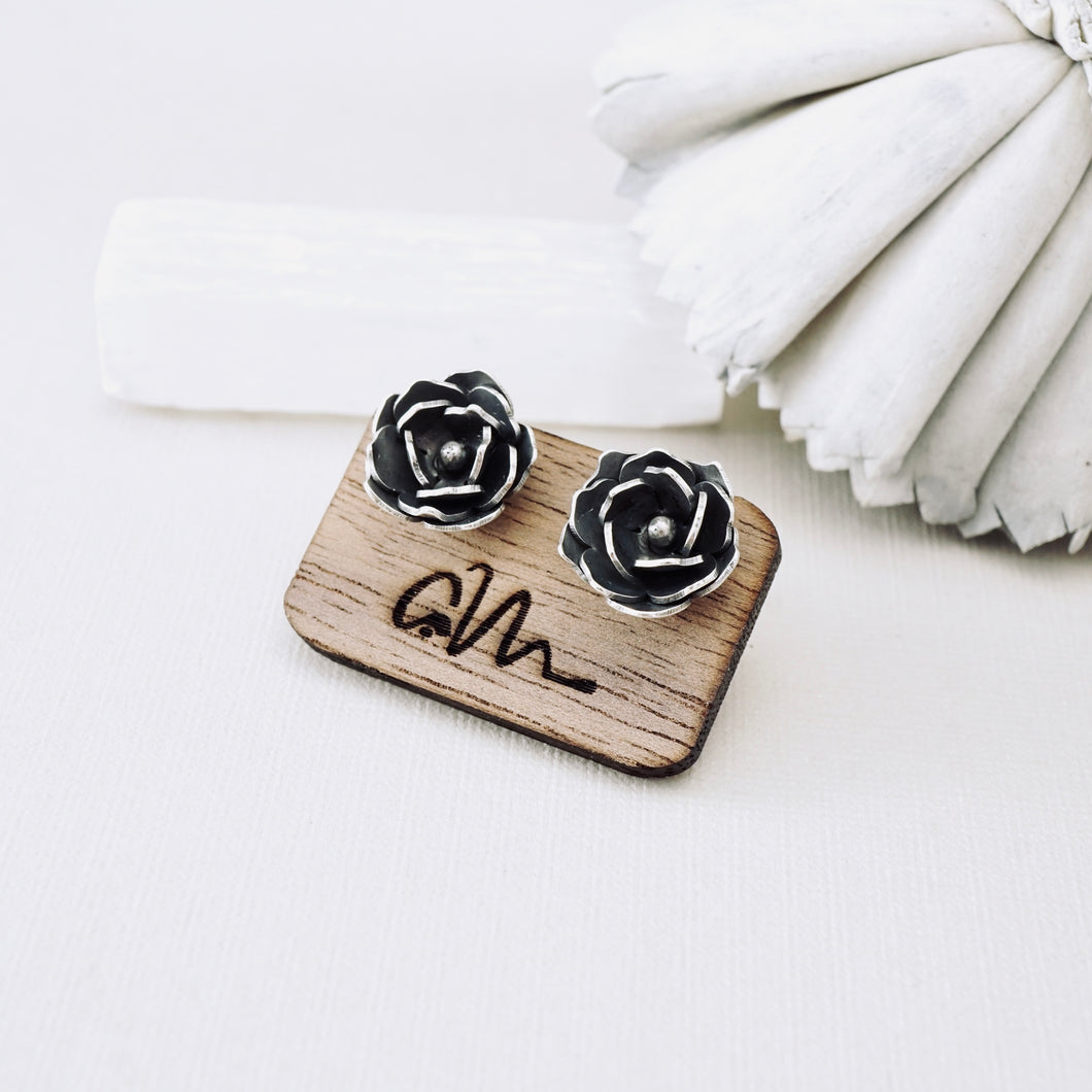 AM – Camellia Bloom Stud Earrings (SS)