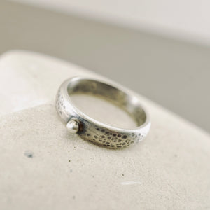 Stackable - Half Round 1 Bead Ring (Sterling - 5.5)