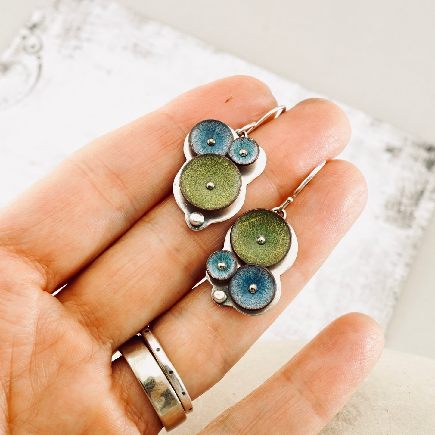 Waterdrop Cluster Short Earrings (Blue & Moss)