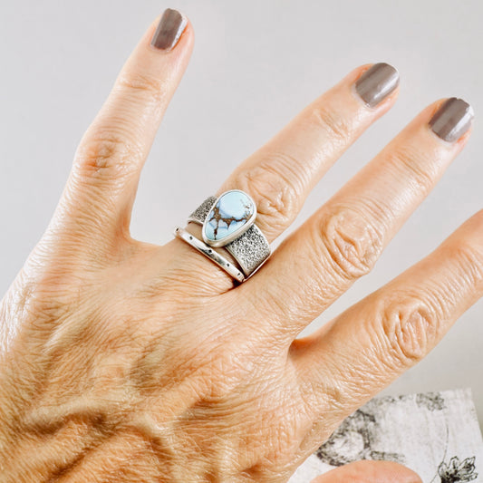 Golden Hill Turquoise Silver Dust Ring (Size: 7)