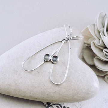 AM – Pod Elongated Loop Earrings (SS)