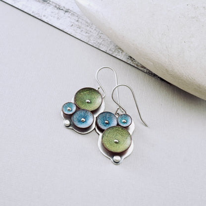 Waterdrop Cluster Short Earrings (Blue & Moss)