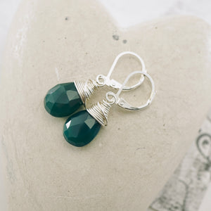 TN Green Onyx Petite Drop Earrings (SS)