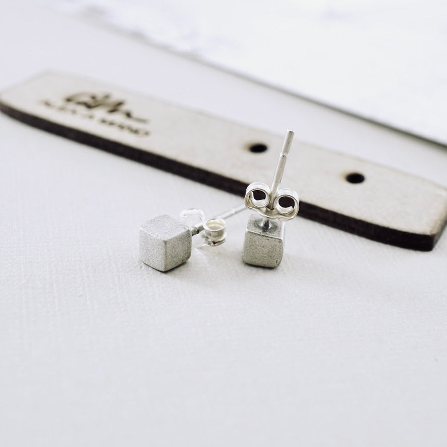 Mini Love Cubes Stud Earrings