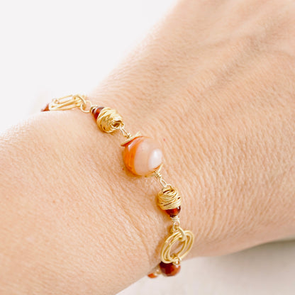 Carnelian & Gold Bauble Bracelet