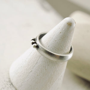 Stackable - Half Round 3 Bead Ring (Sterling - 6.5)