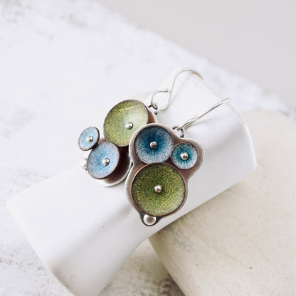Waterdrop Cluster Short Earrings (Blue & Moss)