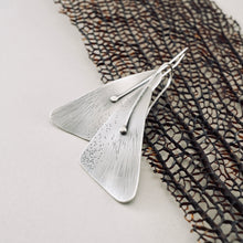 Load image into Gallery viewer, AM – River Reed Delta Earrings (SS)