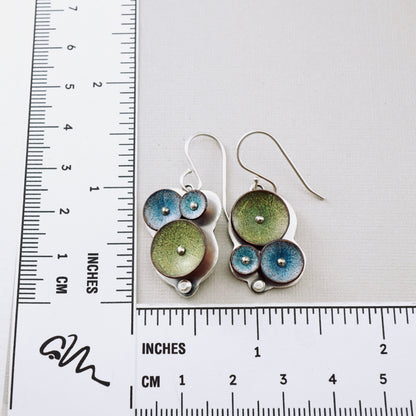 Waterdrop Cluster Short Earrings (Blue & Moss)