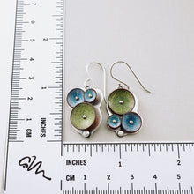 Load image into Gallery viewer, Waterdrop Cluster Short Earrings (Blue &amp; Moss)
