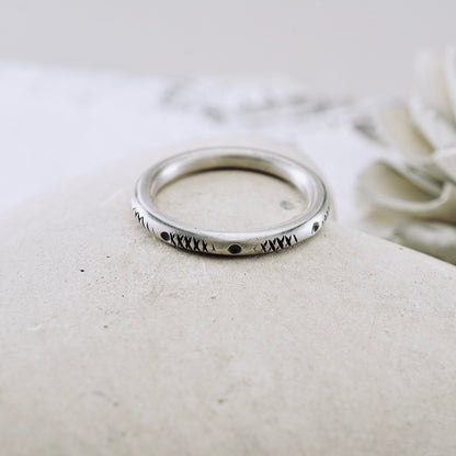 Textured Round Band (Size: 6)