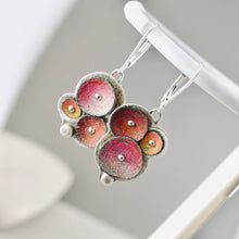 Load image into Gallery viewer, RH - Water Drop Short Earrings (Magenta &amp; Orange)