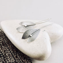 Load image into Gallery viewer, AM – Peace Lily Textured Earrings (SS)