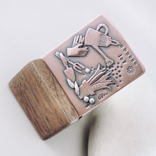 Load image into Gallery viewer, Inspirational Tile – “Choose Joy” (Walnut Stand included)