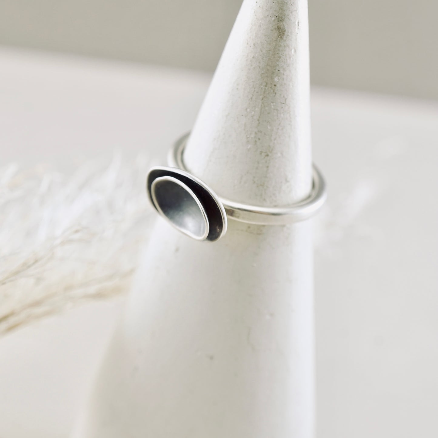 Stackable Nesting Oval Pod Ring