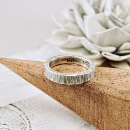 Thin Bark Silver Band (Size: 6.5)