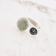 Load image into Gallery viewer, River Songs - Round Pebble and Pod Ring (Size 9)