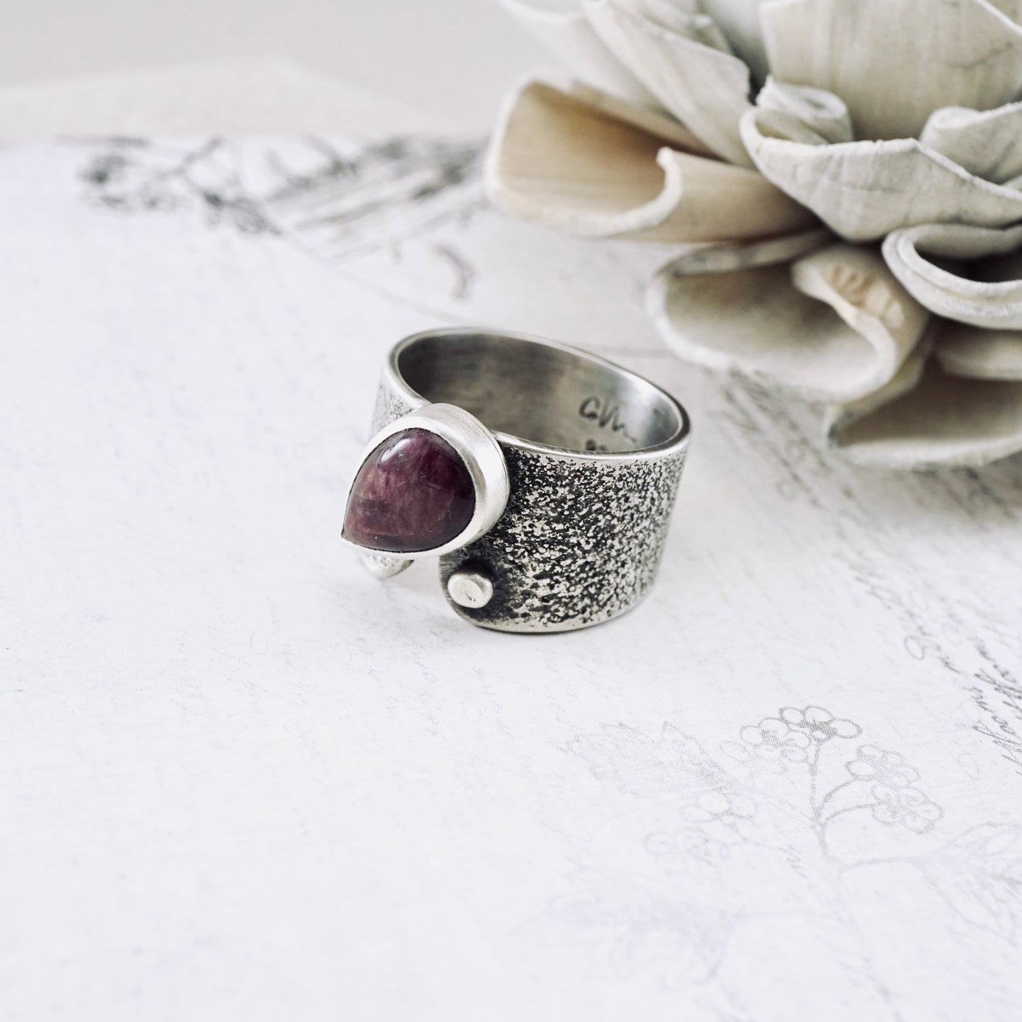 Ruby Silver Dust Ring (Size: 9)